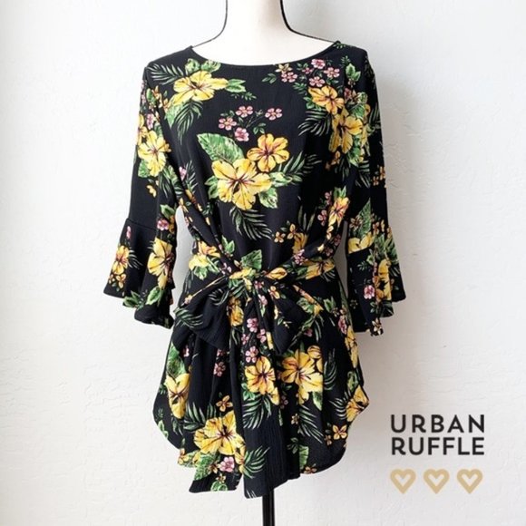 Floral Tie Front Bell Sleeve Top - Picture 3 of 5